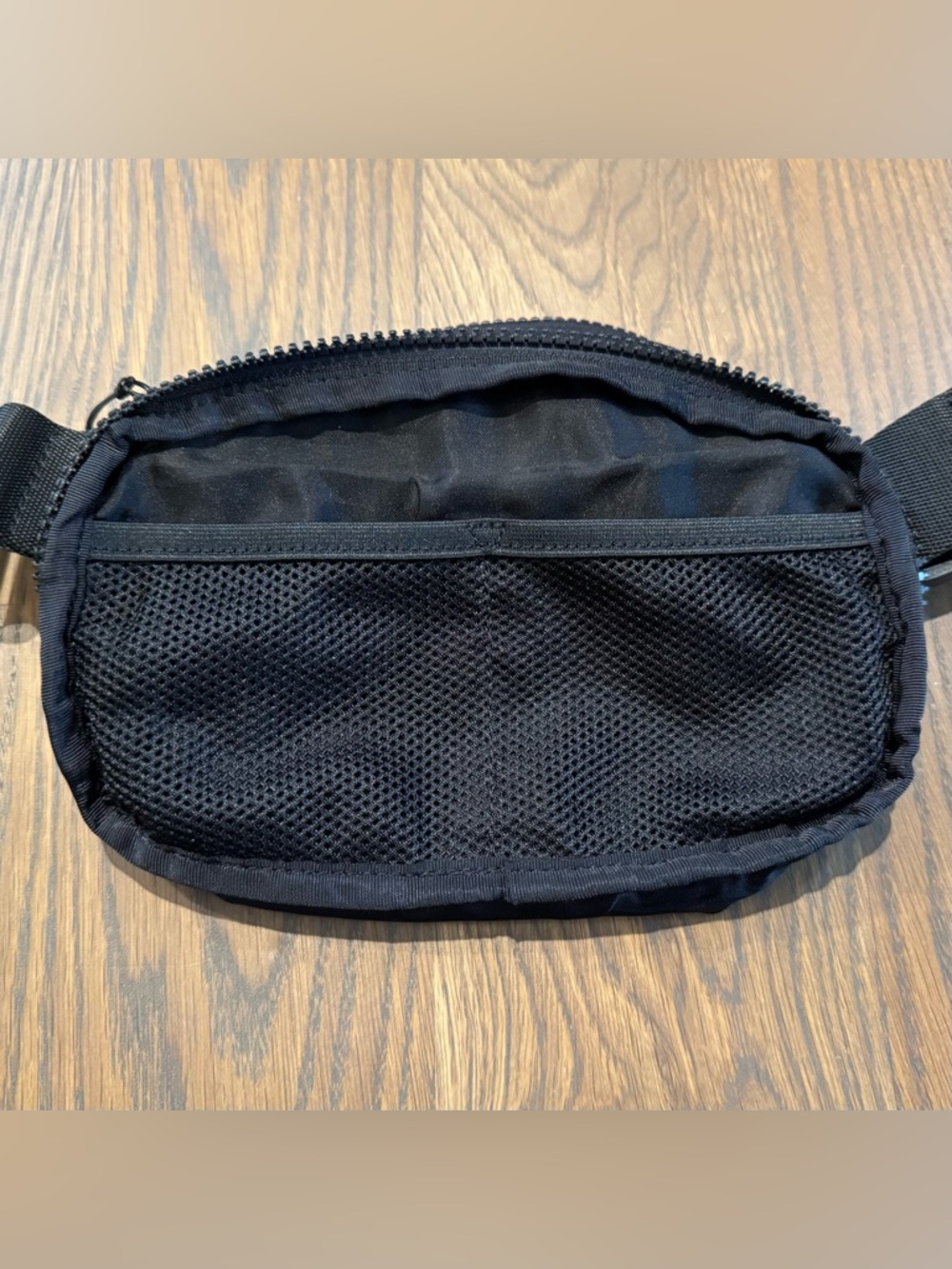 Lululemon Everywhere Belt Bag 1L in Black - Picture 3 of 11